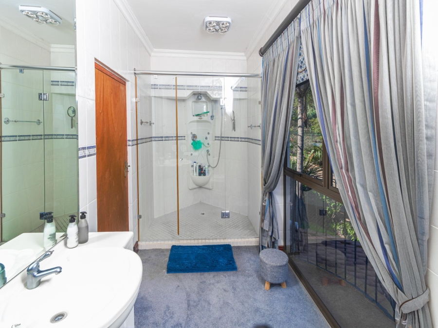 4 Bedroom Property for Sale in Kosmos Ridge North West